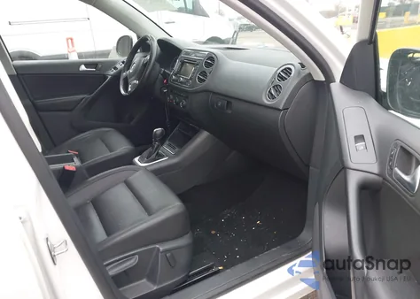 2013 Volkswagen Tiguan Se from USA, damaged, VIN WVGAV3AX5DW563398